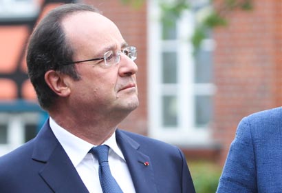 Presidente de Francia condena golpe militar de Tailandia