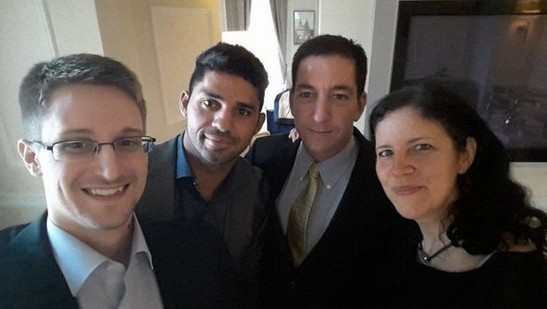 Snowden se une a la moda de los 'selfies'