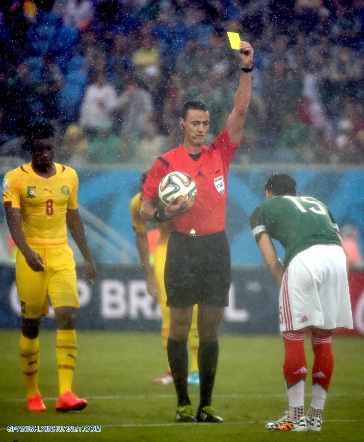 MUNDIAL 2014: México debuta con triunfo 1-0 sobre Camerún  14
