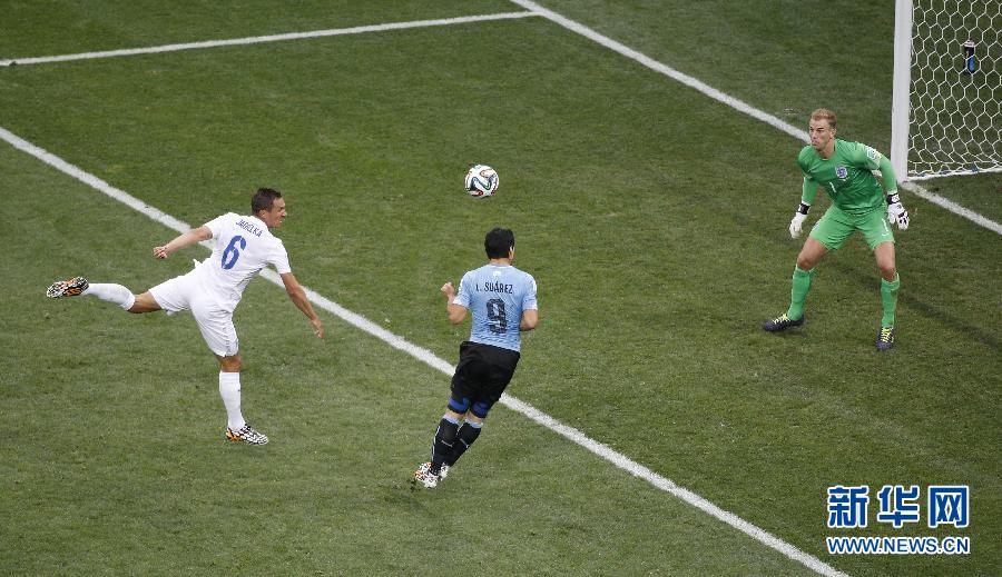 MUNDIAL 2014: Suárez regresa y ayuda a Uruguay a ganar 2-1 contra Inglaterra