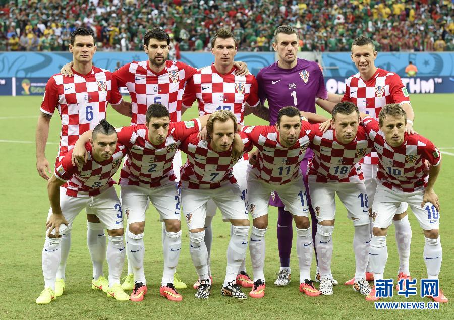 MUNDIAL 2014: México avanza con estallido tardío ante Croacia