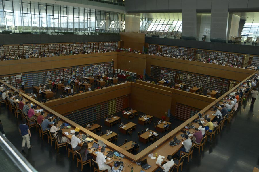 Ecuador dona libros a la Biblioteca Nacional de China 2