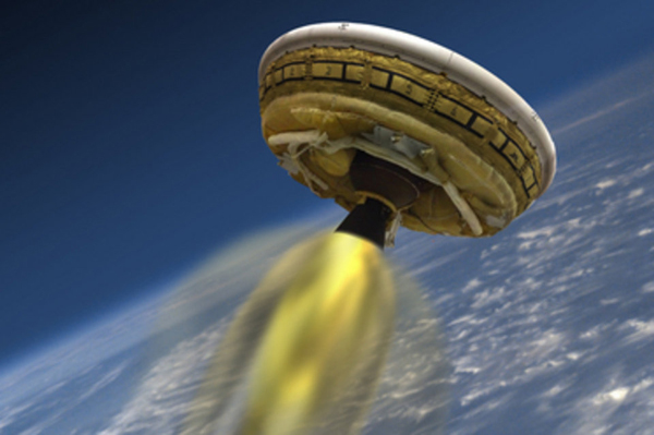 La NASA prueba un "platillo" volante para llevar humanos a Marte