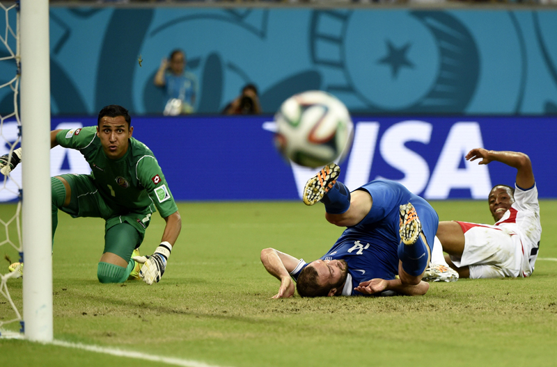Costa Rica vence a Grecia en penaltis y clasifica a cuartos de final