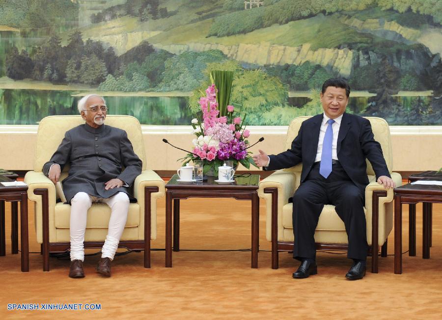 Presidente chino conversa con vicepresidente indio