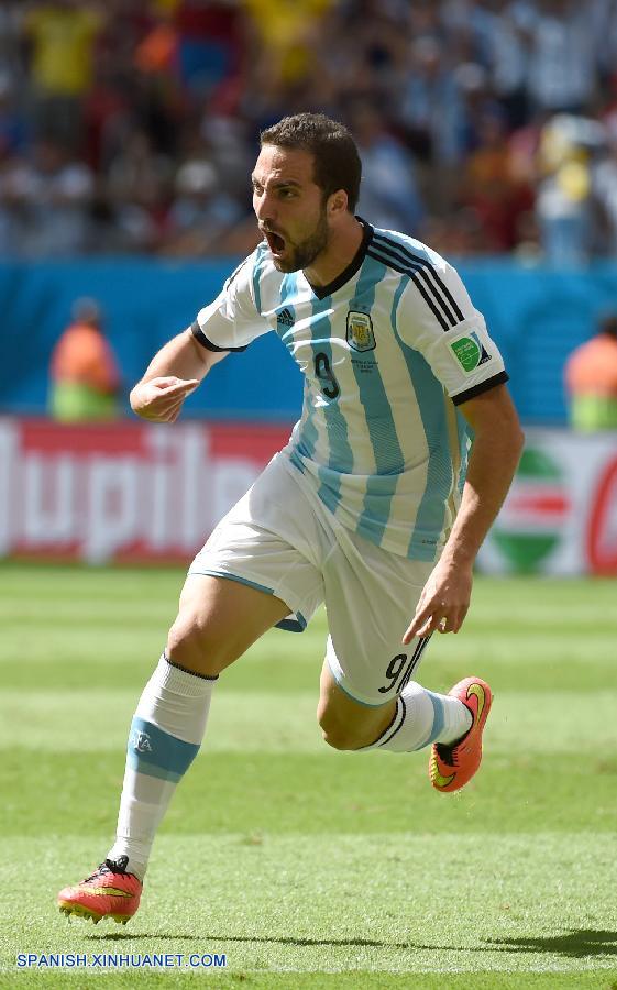 MUNDIAL 2014: Un gol de Higuaín coloca a Argentina en semifinales 