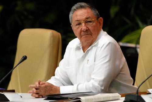Raúl Castro denuncia "incremento del acoso" de Estados Unidos