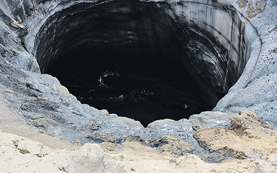 Dos nuevos enormes agujeros misteriosos se descubren en Rusia