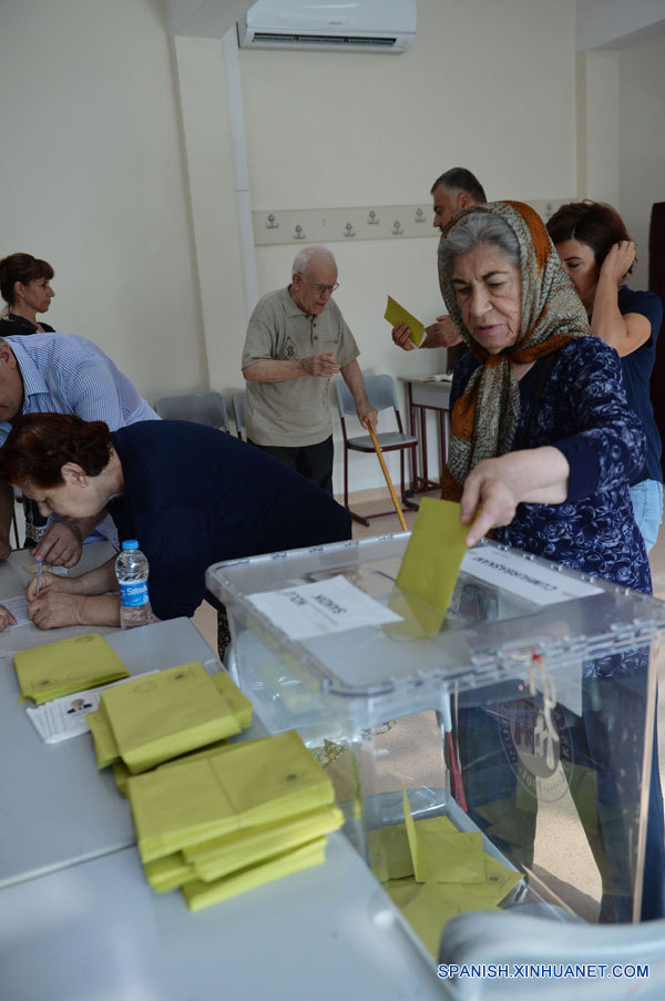 Comienza votación popular en elecciones presidenciales en Turquía
