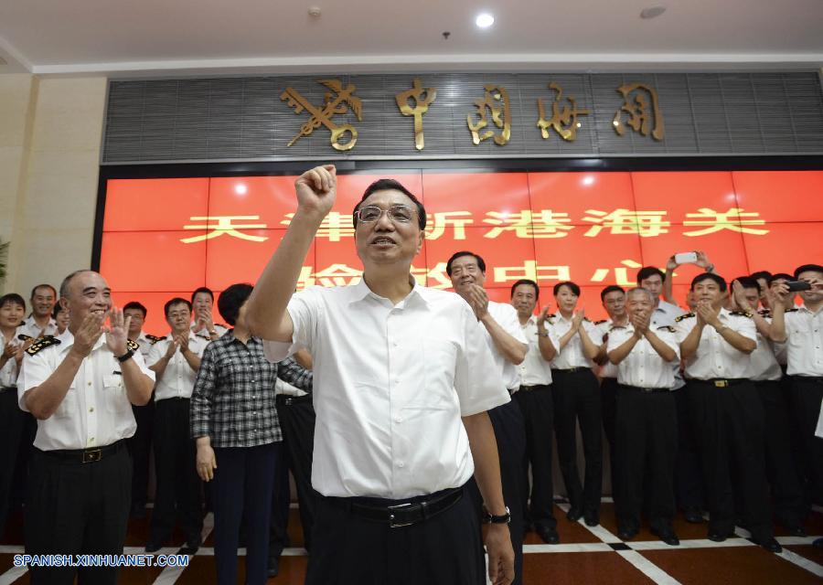 PM chino pide reducir burocracia para impulsar desarrollo económico 