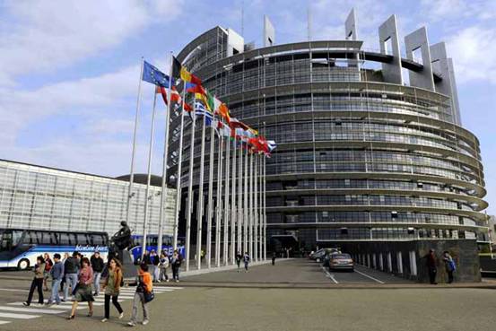 Parlamento europeo ratifica acuerdo de asociación UE-Ucrania