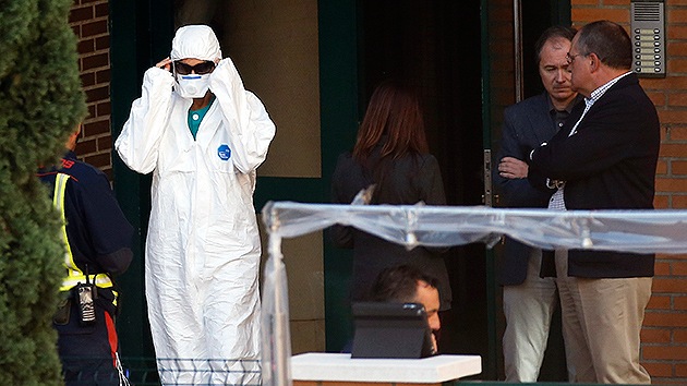 Médicos españoles se niegan a atender a la primera contagiada con Ébola