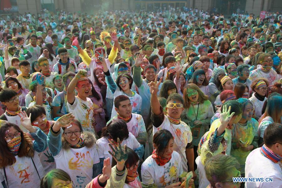 Carrera de colores en Dalian