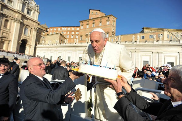 Un tango en el Vaticano para celebrar el cumpleaños del Papa