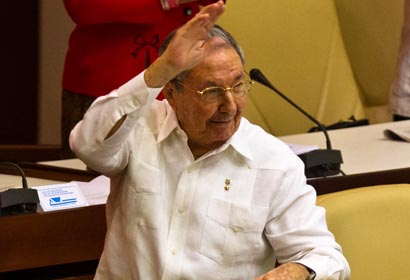Cuba tiene por delante larga lucha contra el bloqueo, dice Raúl Castro
