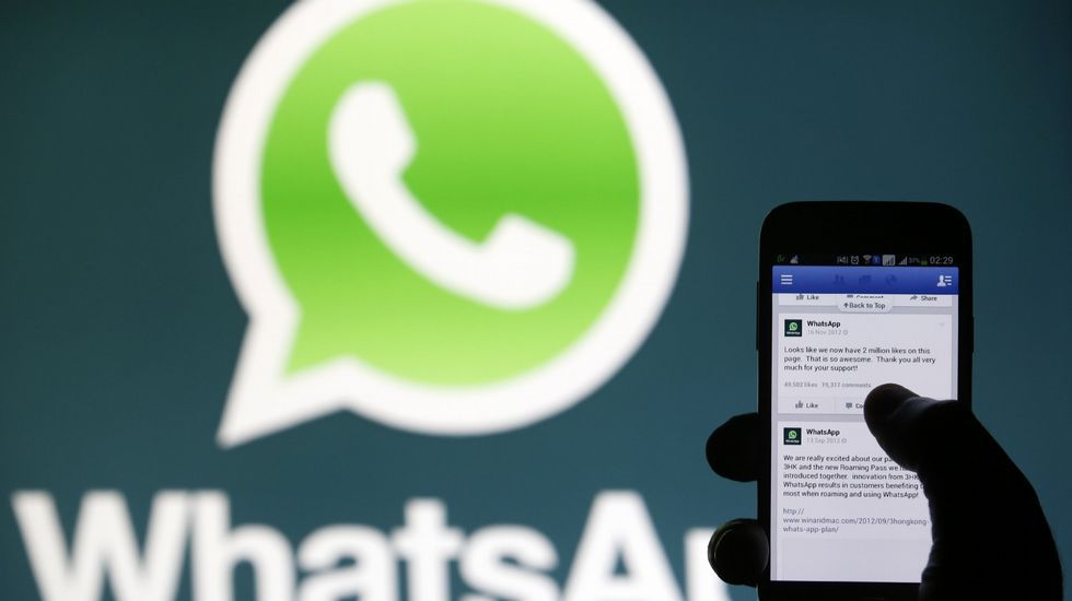 Facebook planea integrar Whatsapp en su muro