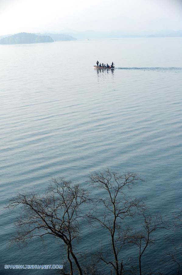 Anhui: Lago Wanfo en Condado Shucheng 3