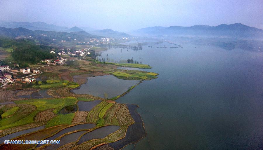 Anhui: Lago Wanfo en Condado Shucheng 5