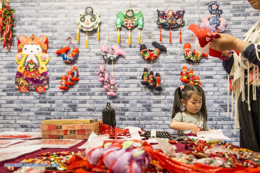 Exhibición de patrimonios culturales inmateriales de Gansu en Hong Kong