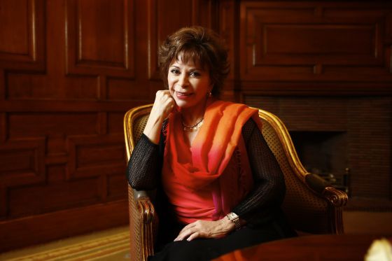 La escritora Isabel Allende desmiente rumor sobre su muerte