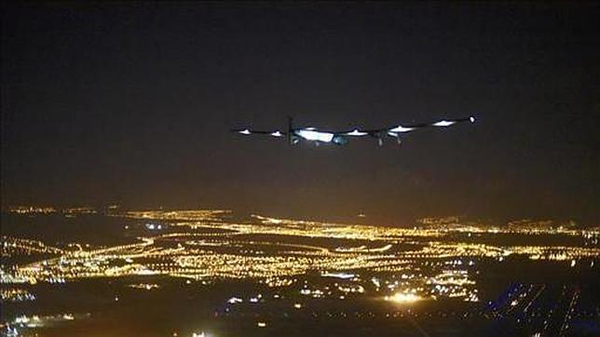 El avión Solar Impulse II bate dos récords mundiales