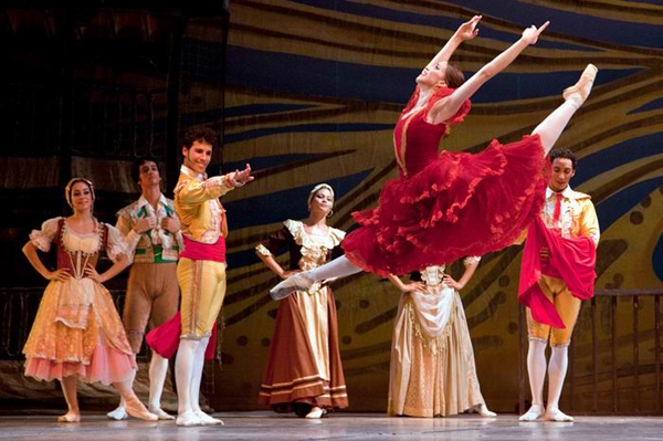 Concurso de ballet en China invita a artistas cubanos