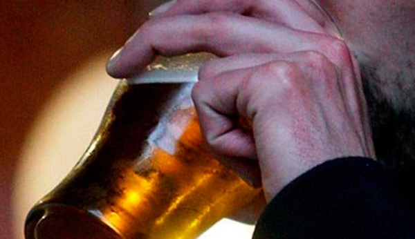 Beber cerveza puede reducir el riesgo de hipertensión