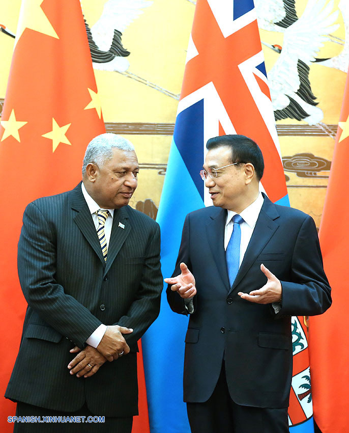 PM chino espera avances en estudio de viabilidad de TLC China-Fiyi