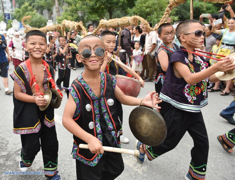 Guizhou: Festival cultural Yang'esha del grupo étnico Miao en Condado Jianhe 8