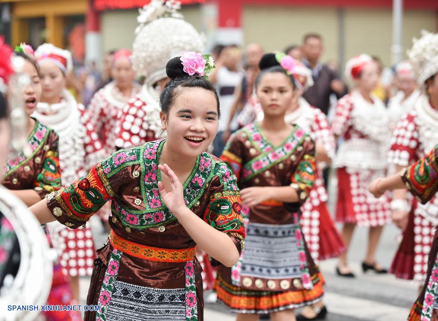 Guizhou: Festival cultural Yang'esha del grupo étnico Miao en Condado Jianhe 5