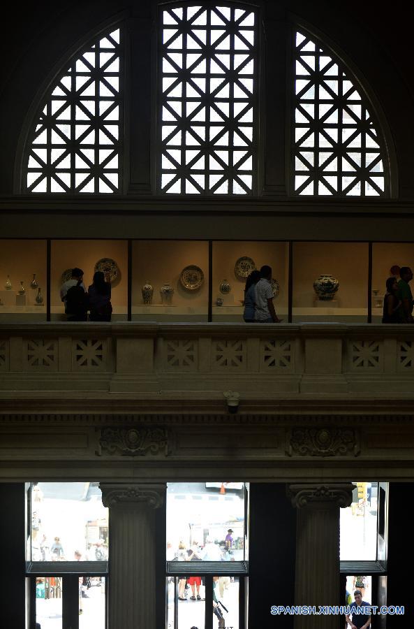Turistas chinos contribuyen a asistencia récord de Museo Metropolitano de NY