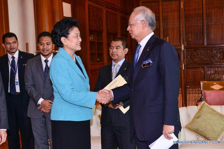 China y Malasia prometen fortalecer relaciones bilaterales