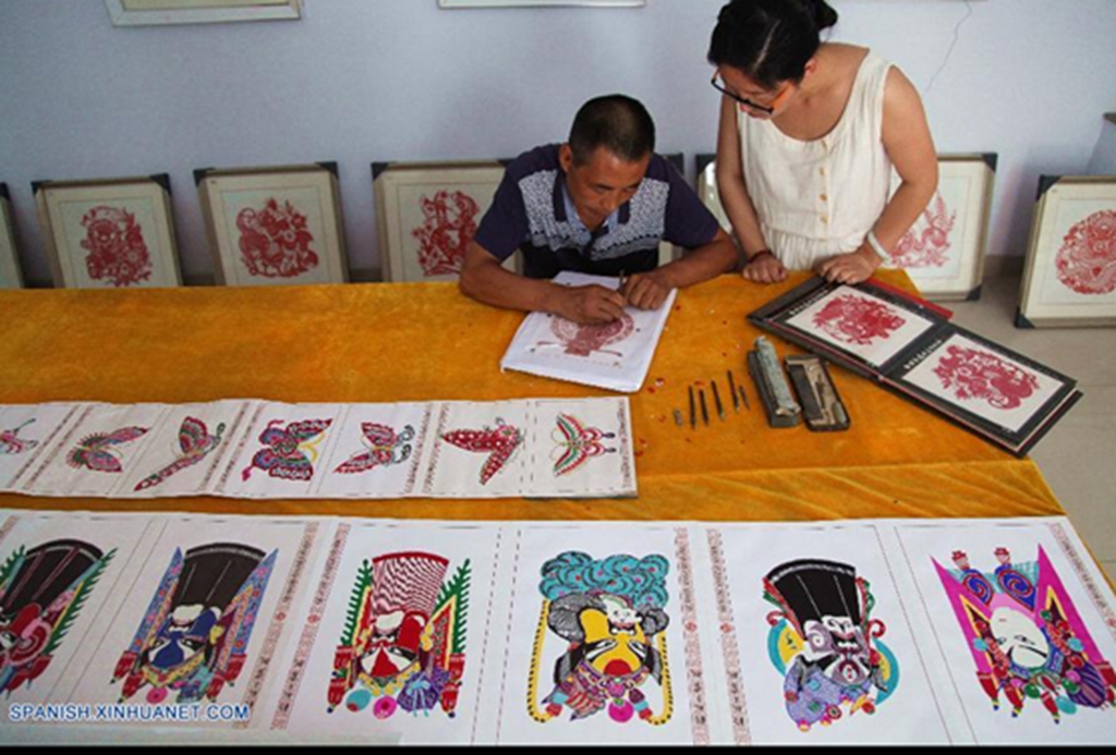 Hebei: Papel recortado chino, con una historia más que 300 años en Villa Qiaozhangzi