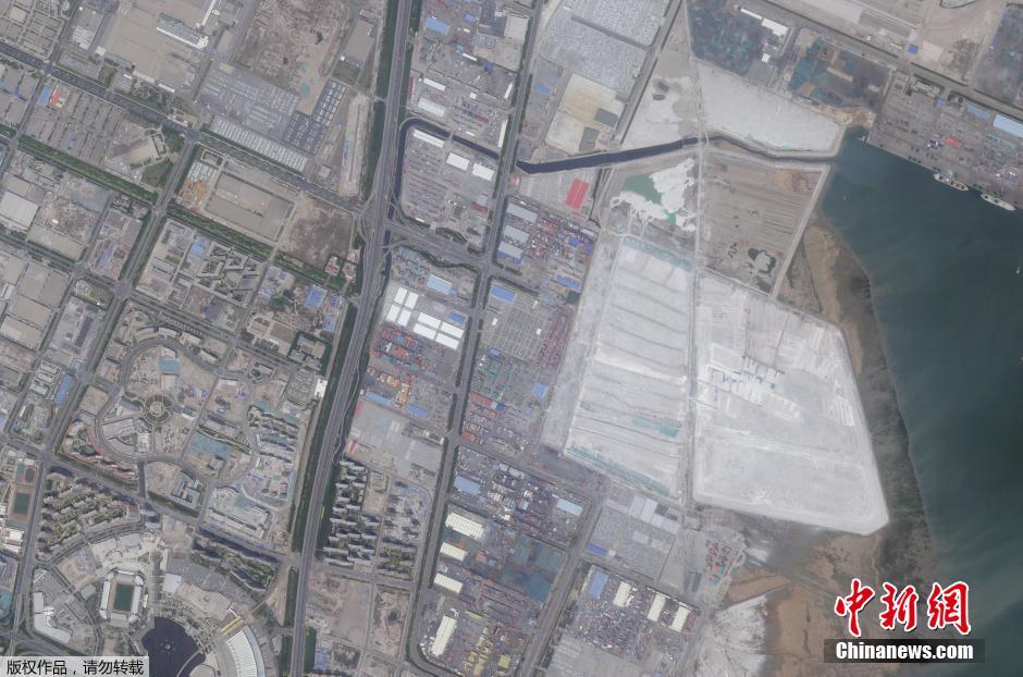 Fotos antes y después de las explosiones en la Nueva Area de Binhai de Tianjin