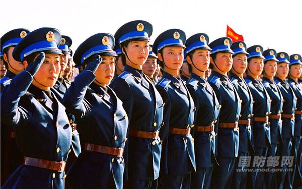 Soldadas chinas: las más bellas en los desfiles militares