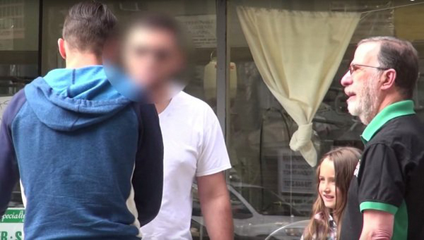 Un experimento social con cámara oculta desenmascara a un pedófilo
