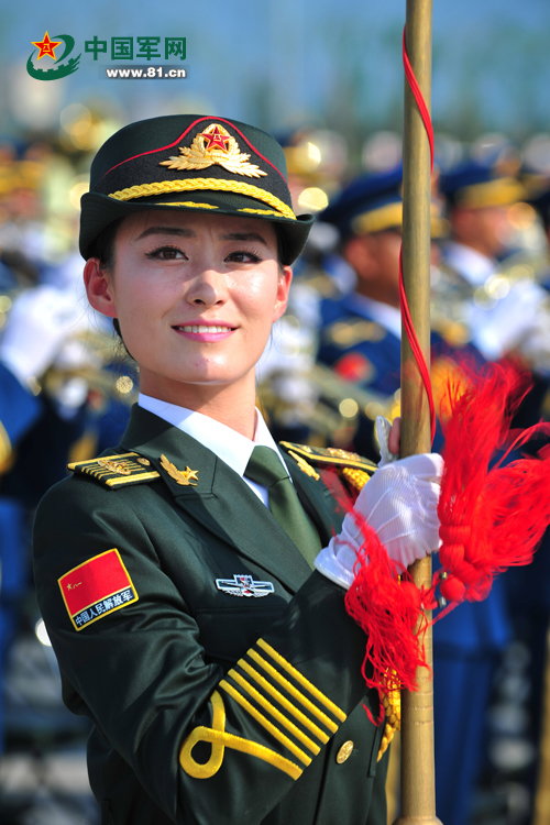 Fotos de soldados en el entrenamiento para el desfile militar