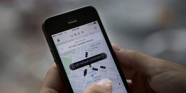 Hilton se alía con Uber para facilitar los desplazamientos de sus clientes