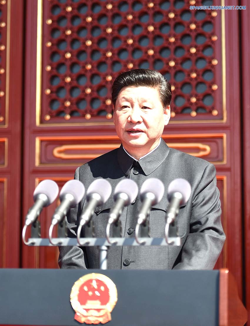 Presidente Xi declara que China procederá a desarme de 300 mil efectivos
