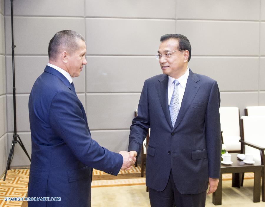 Primer ministro chino promete mayor cooperación con regiones de Lejano Oriente ruso