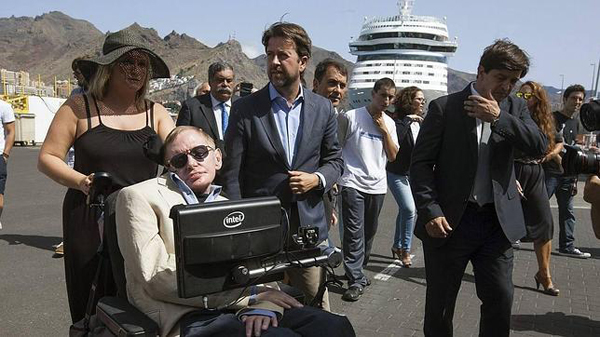 Stephen Hawking llegó a España para inaugurar el festival Starmus