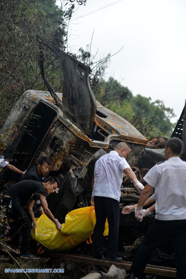 Accidente de tráfico deja 21 muertos y 11 heridos en centro de China