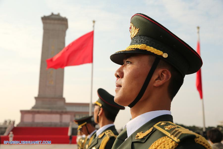 China conmemora Día de los Mártires en Plaza de Tian'anmen 2