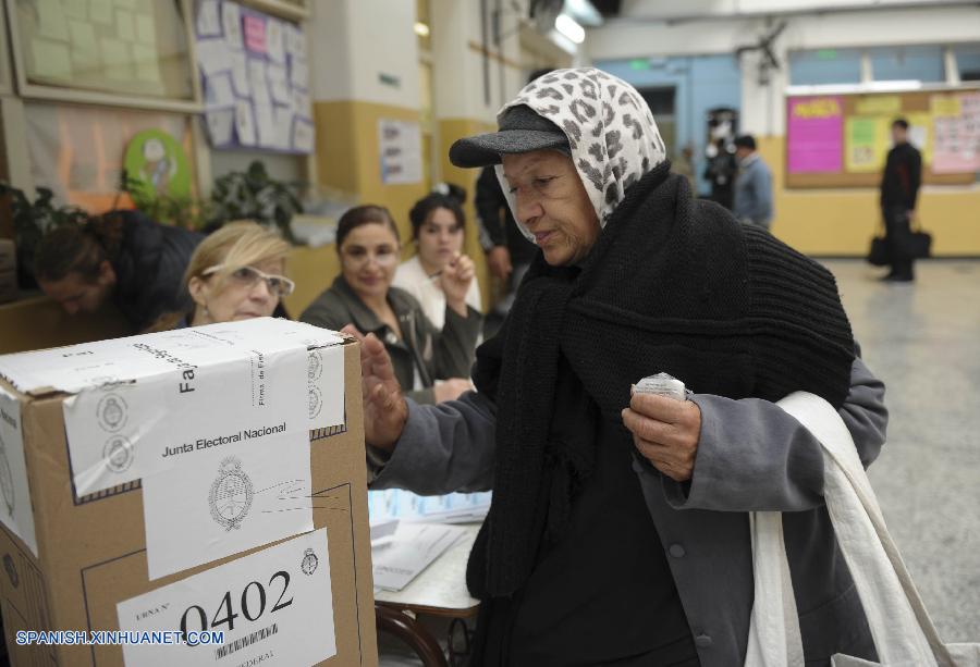 Comenzaron elecciones en Argentina