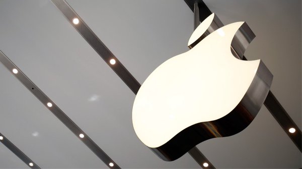Una pareja de EE.UU. exige a Apple una indemnización millonaria