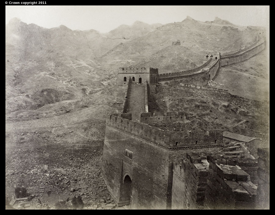 La Gran Muralla China en Badaling, 1877. [Foto/Archivo Nacional, Londres]