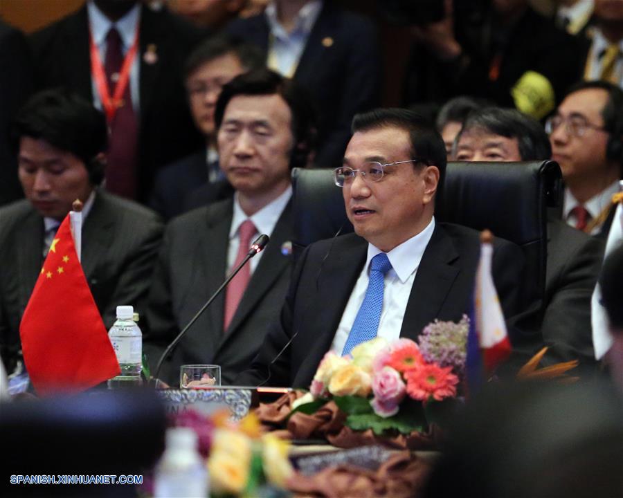 PM chino presenta propuesta para mantener paz y estabilidad en Mar Meridional de China