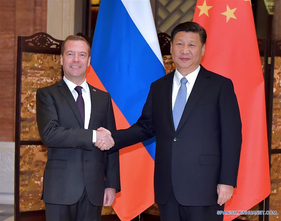 Presidente chino espera mejores relaciones entre China y Rusia en 2016