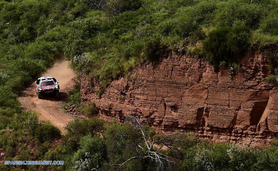 Rally Dakar: Francés Loeb destaca triunfo ante dificultad de segunda etapa