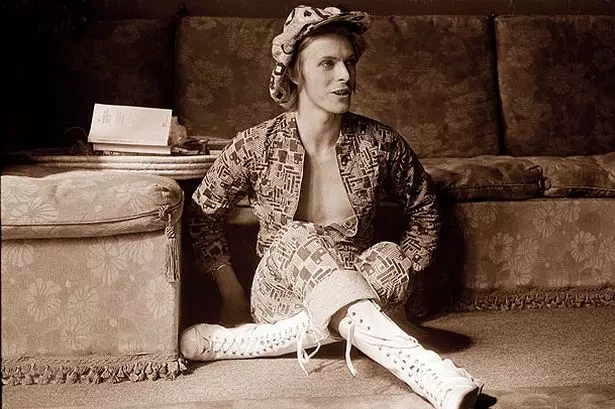 Muere leyenda pop británica David Bowie a los 69 años de edad